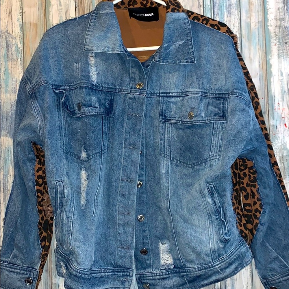 Fashion nova blue Jean cheetah jacket